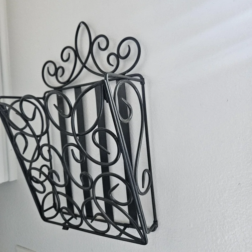 Southern‎ Living at Home Estate metal wall hanging organizer black ornate